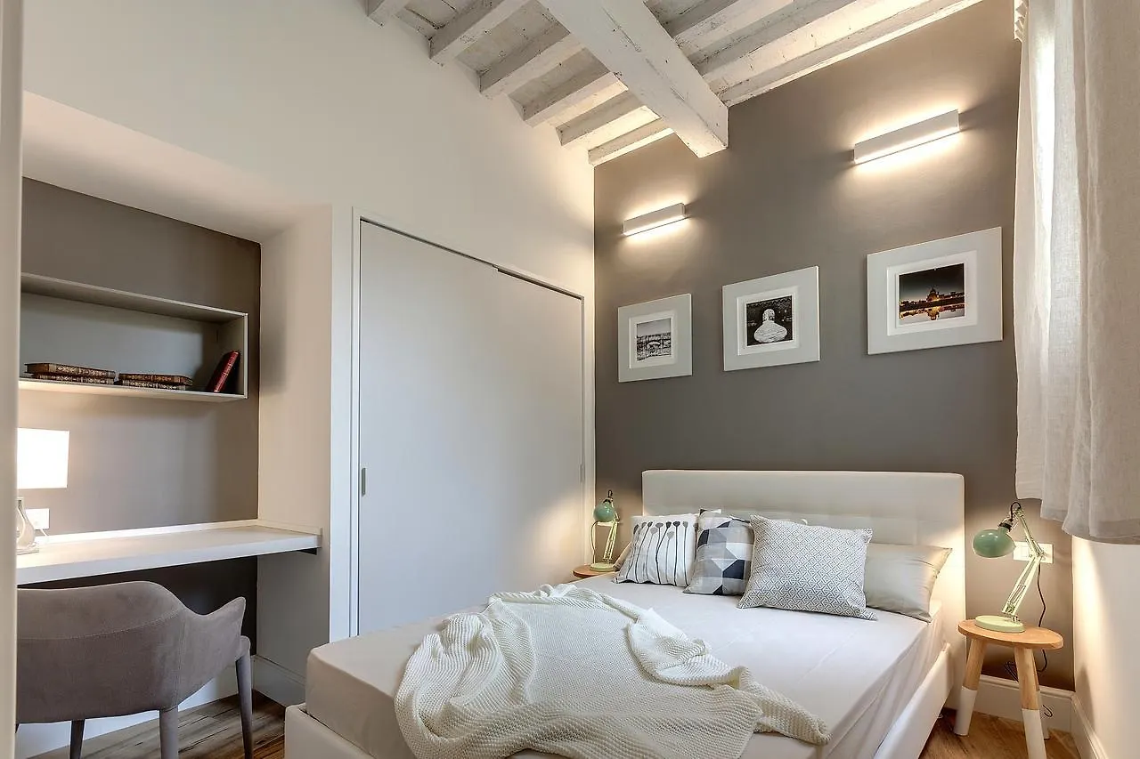 Il Moro Apartment By Mamo Florence
