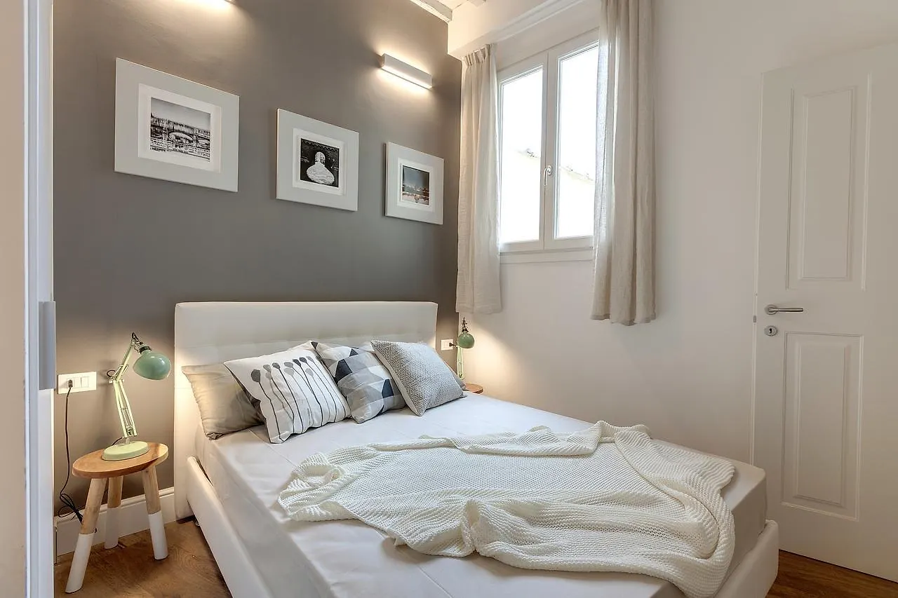 Il Moro Apartment By Mamo Florence 0*,  Italy