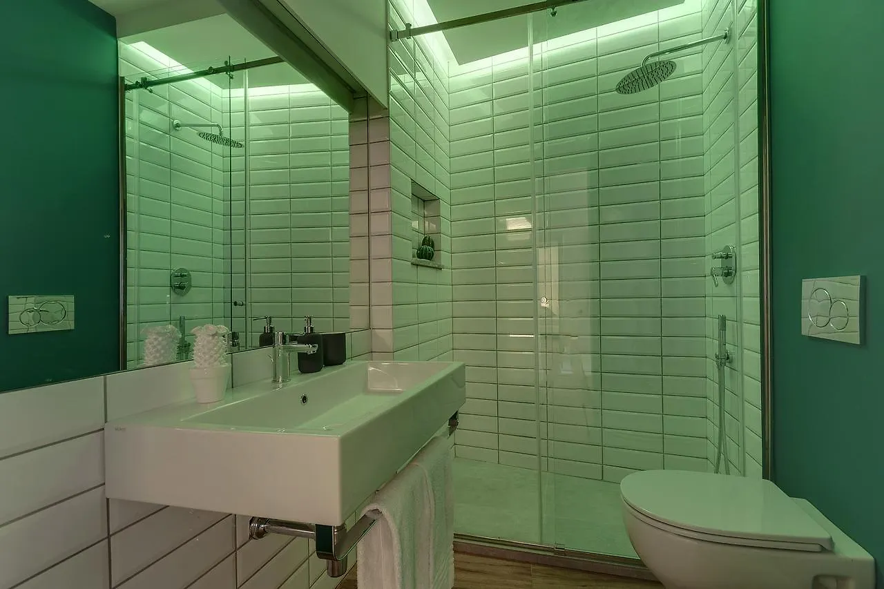 Il Moro Apartment By Mamo Florence